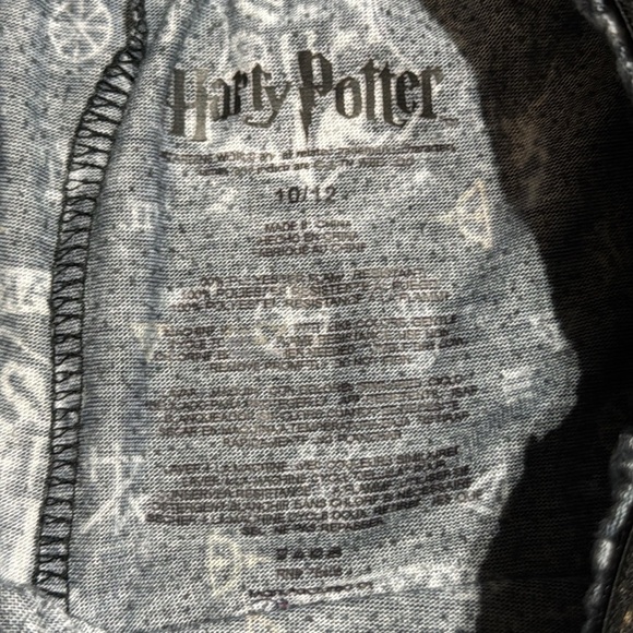 Girls size Large 10/12 | Harry Potter Pajama Set - Picture 5 of 6